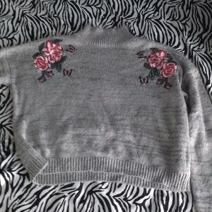 Turtleneck cropped sweater